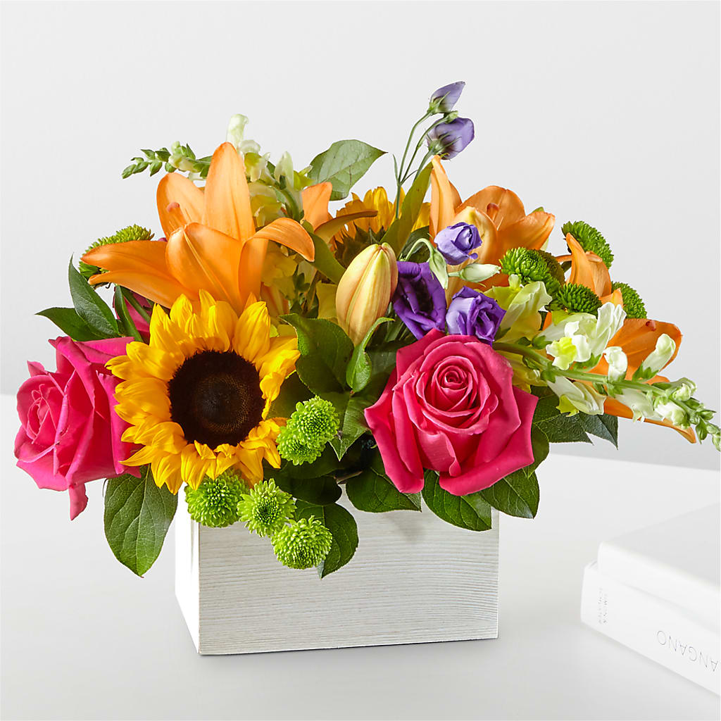 Best Day Box Bouquet – THE LADYBUG FLORAL & GIFTS, Berlin WI