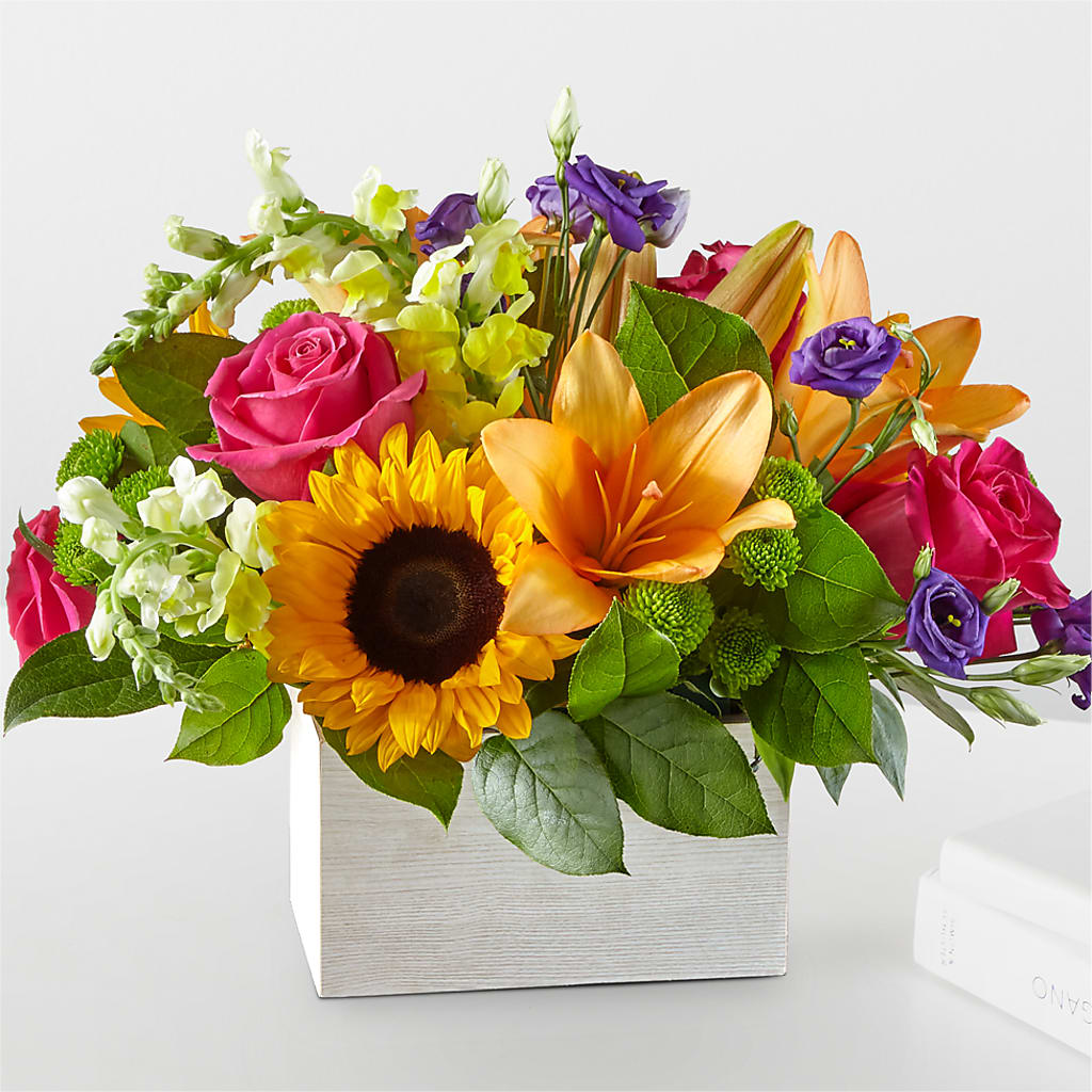 Best Day Box Bouquet – THE LADYBUG FLORAL & GIFTS, Berlin WI