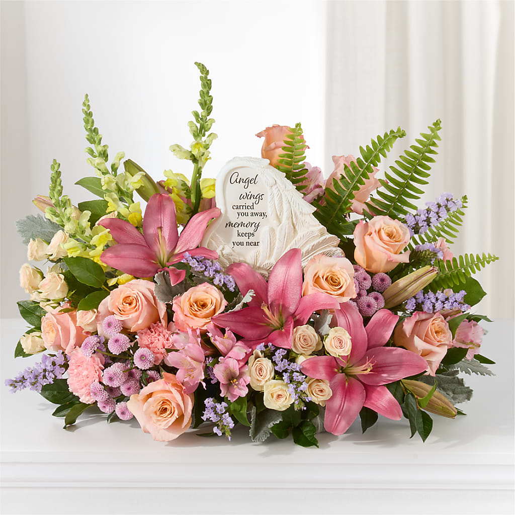 Gentle Light Arrangement – THE LADYBUG FLORAL & GIFTS, Berlin WI