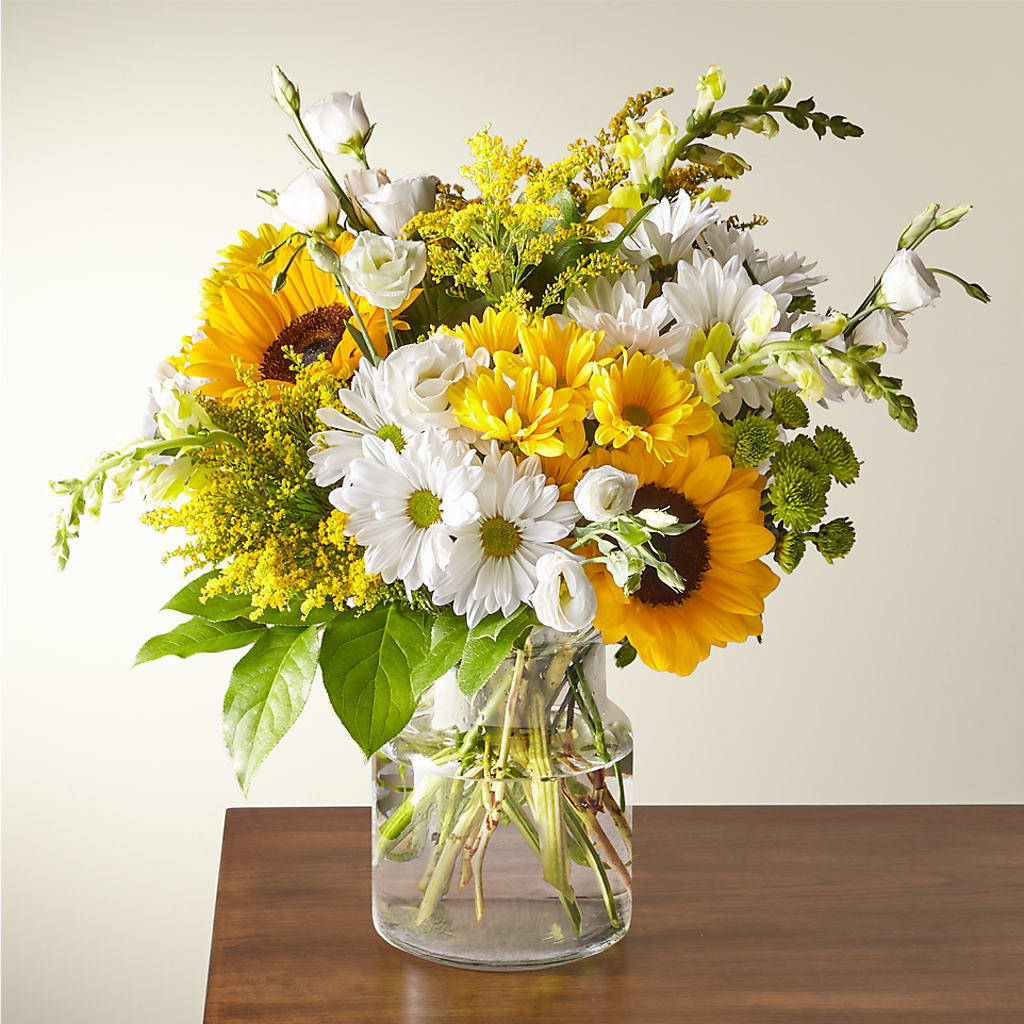 Hello Sunshine Bouquet – THE LADYBUG FLORAL & GIFTS, Berlin WI