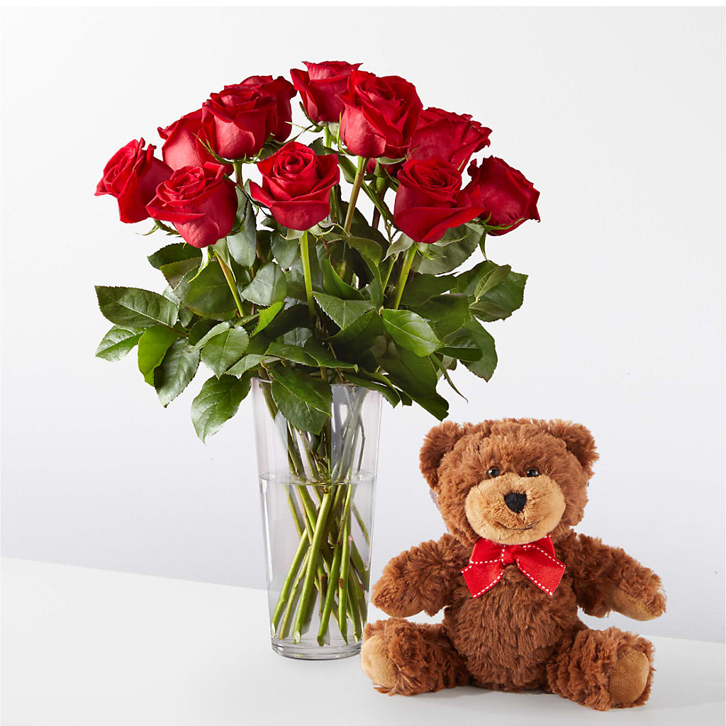 Romantic Long Stem Red Rose Bouquet Bundles – THE LADYBUG FLORAL & GIFTS, Berlin WI
