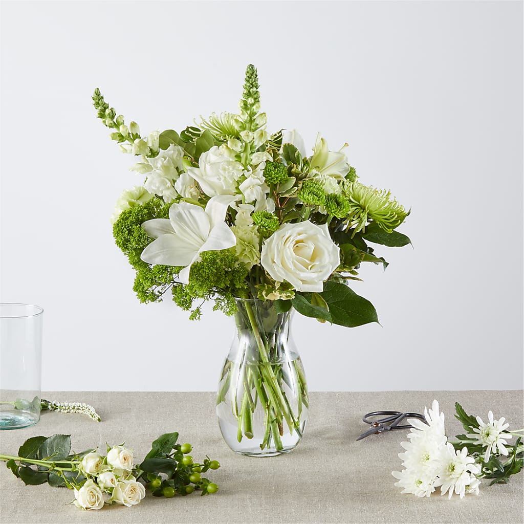 Irish Garden - A Florist Original – THE LADYBUG FLORAL & GIFTS, Berlin WI