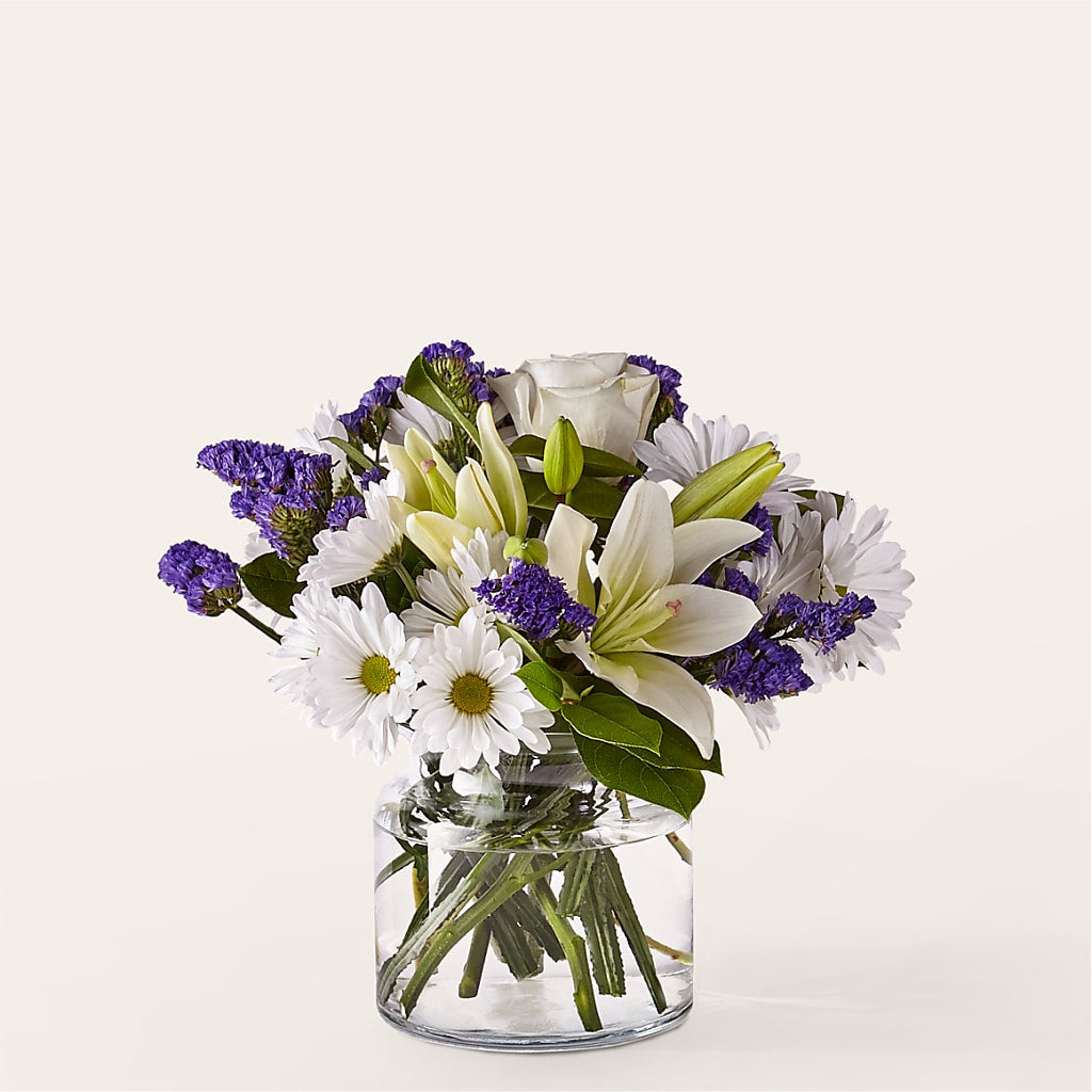 Beyond Blue Bouquet – THE LADYBUG FLORAL & GIFTS, Berlin WI
