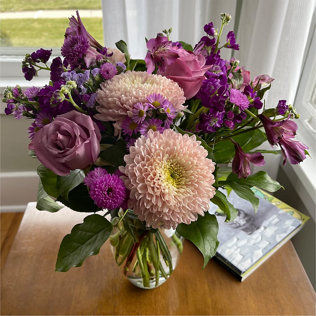Ultraviolet Bouquet – THE LADYBUG FLORAL & GIFTS, Berlin WI