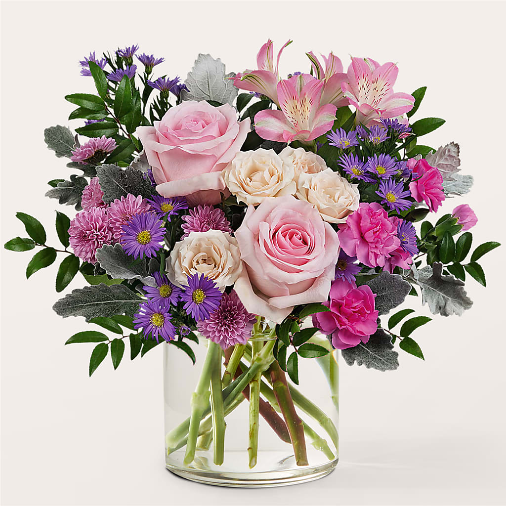 Light as a Feather Bouquet – THE LADYBUG FLORAL & GIFTS, Berlin WI