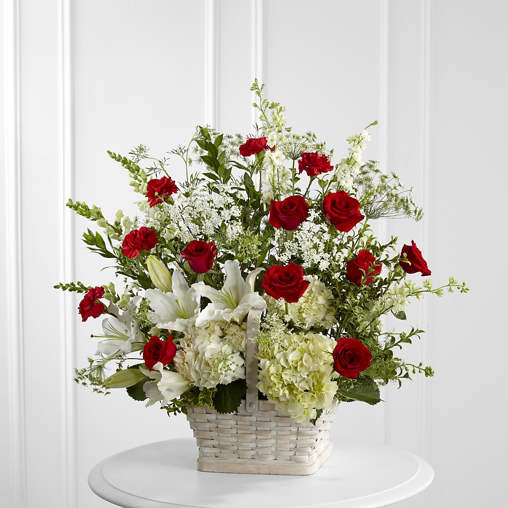 In Loving Memory Arrangement – THE LADYBUG FLORAL & GIFTS, Berlin WI