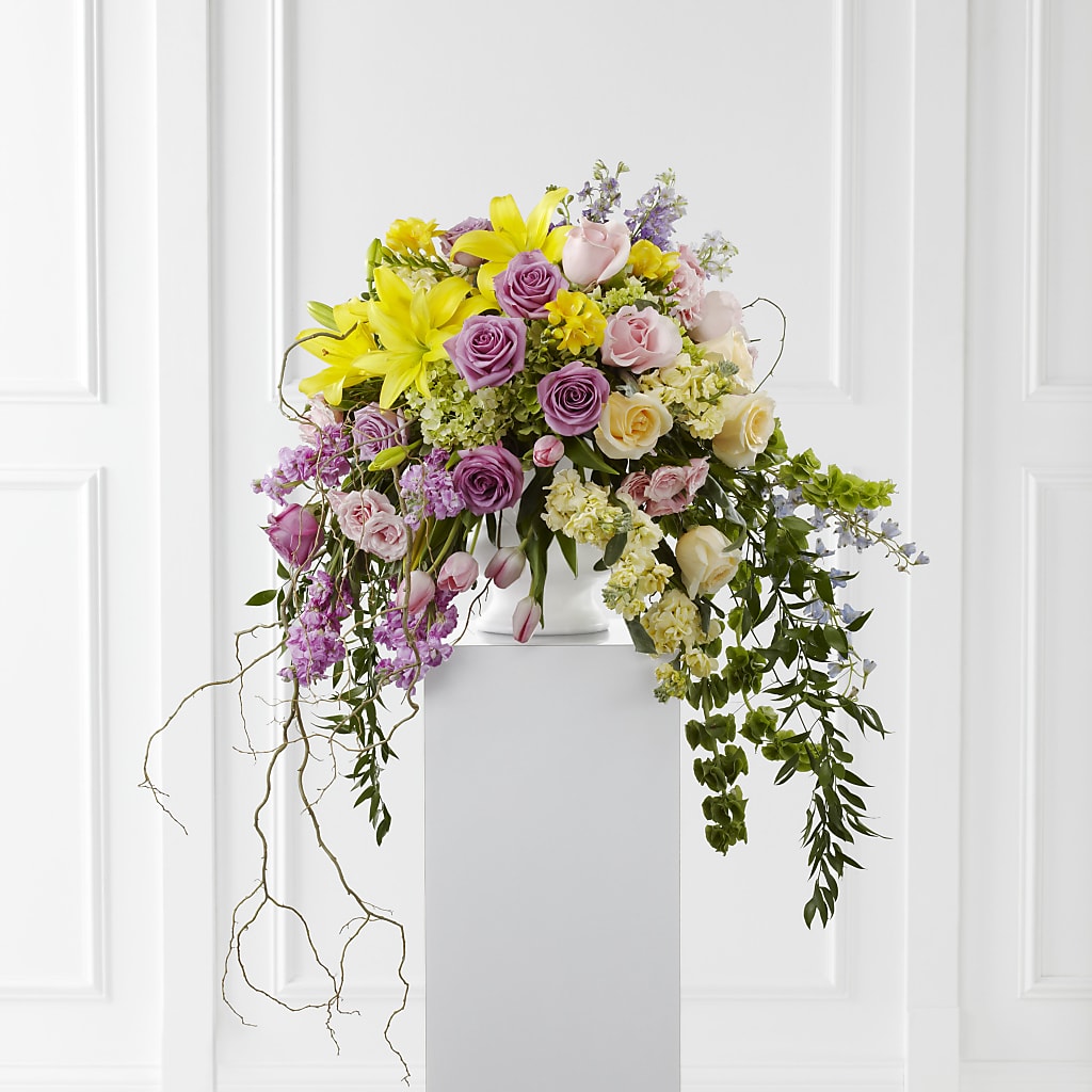 Display of Affection Arrangement – THE LADYBUG FLORAL & GIFTS, Berlin WI