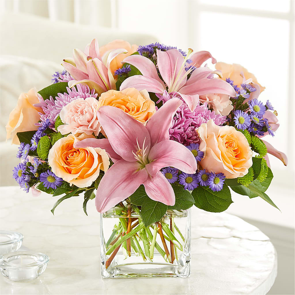 Delicate Details Bouquet – THE LADYBUG FLORAL & GIFTS, Berlin WI