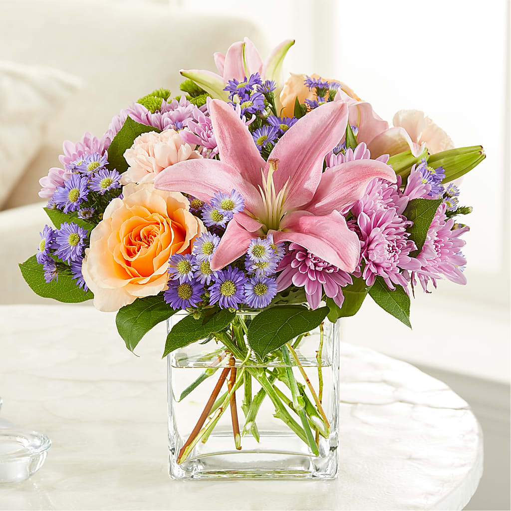 Delicate Details Bouquet – THE LADYBUG FLORAL & GIFTS, Berlin WI