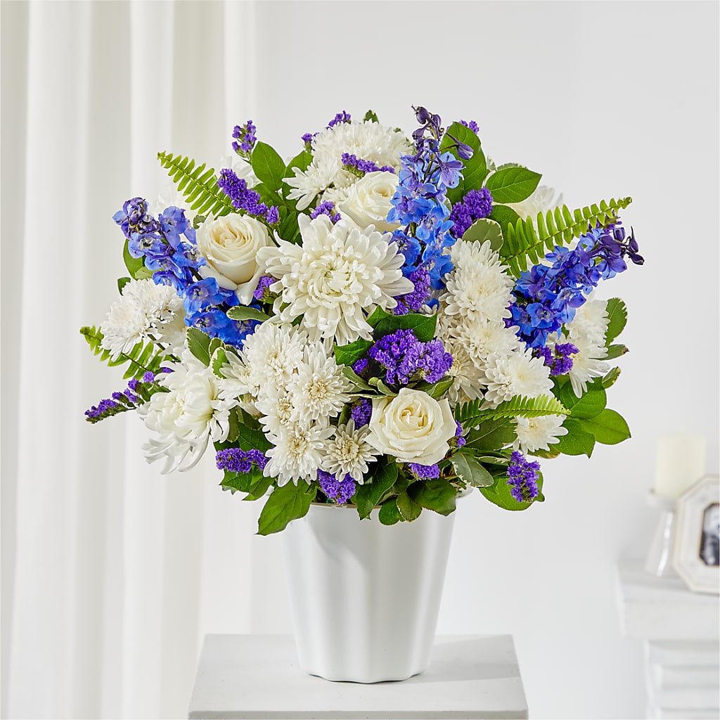 Hold Dear Tabletop Basket – THE LADYBUG FLORAL & GIFTS, Berlin WI