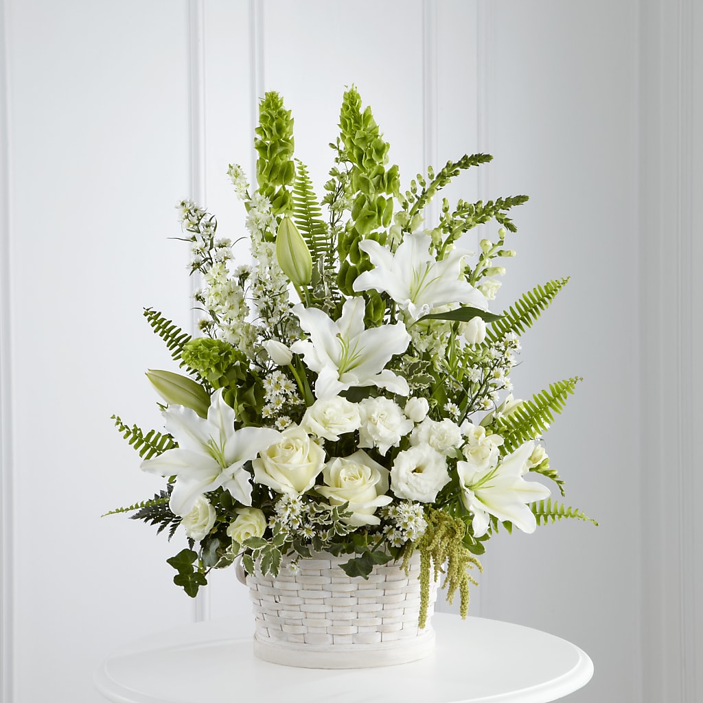 In Our Thoughts Arrangement – THE LADYBUG FLORAL & GIFTS, Berlin WI