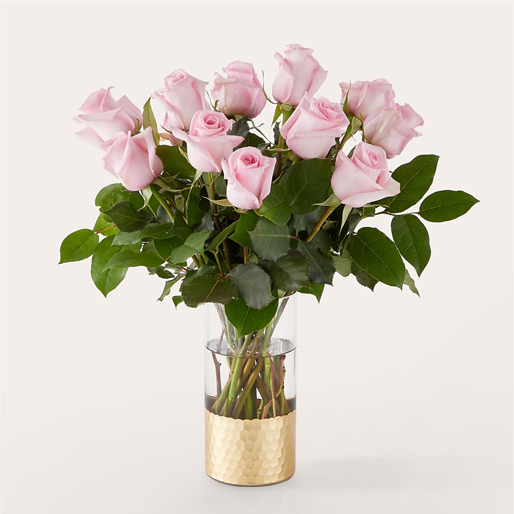 Picture Perfect Pink Rose Bouquet – THE LADYBUG FLORAL & GIFTS, Berlin WI