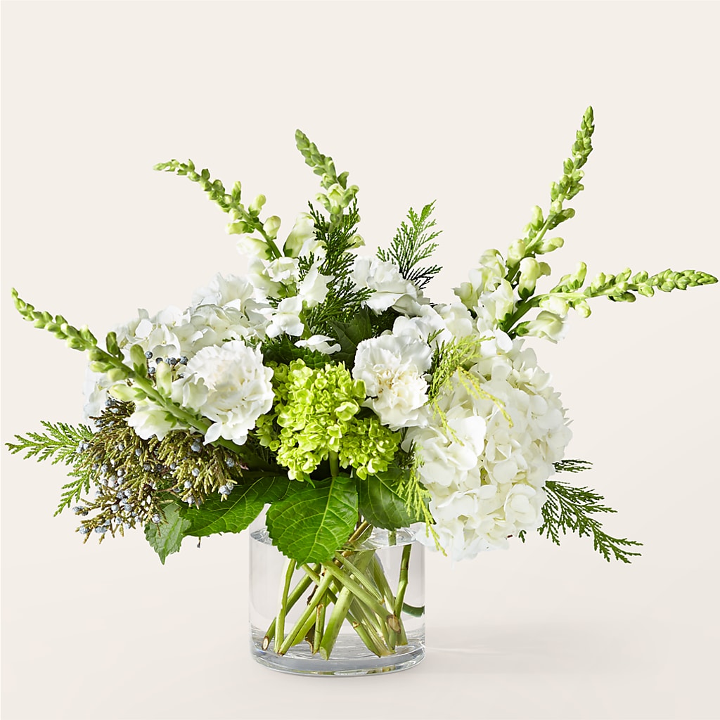 Marshmallows on Top Bouquet – THE LADYBUG FLORAL & GIFTS, Berlin WI