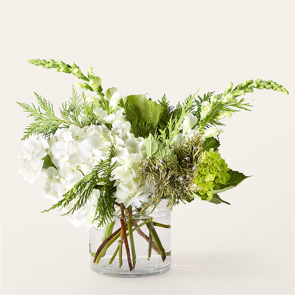 Marshmallows on Top Bouquet – THE LADYBUG FLORAL & GIFTS, Berlin WI