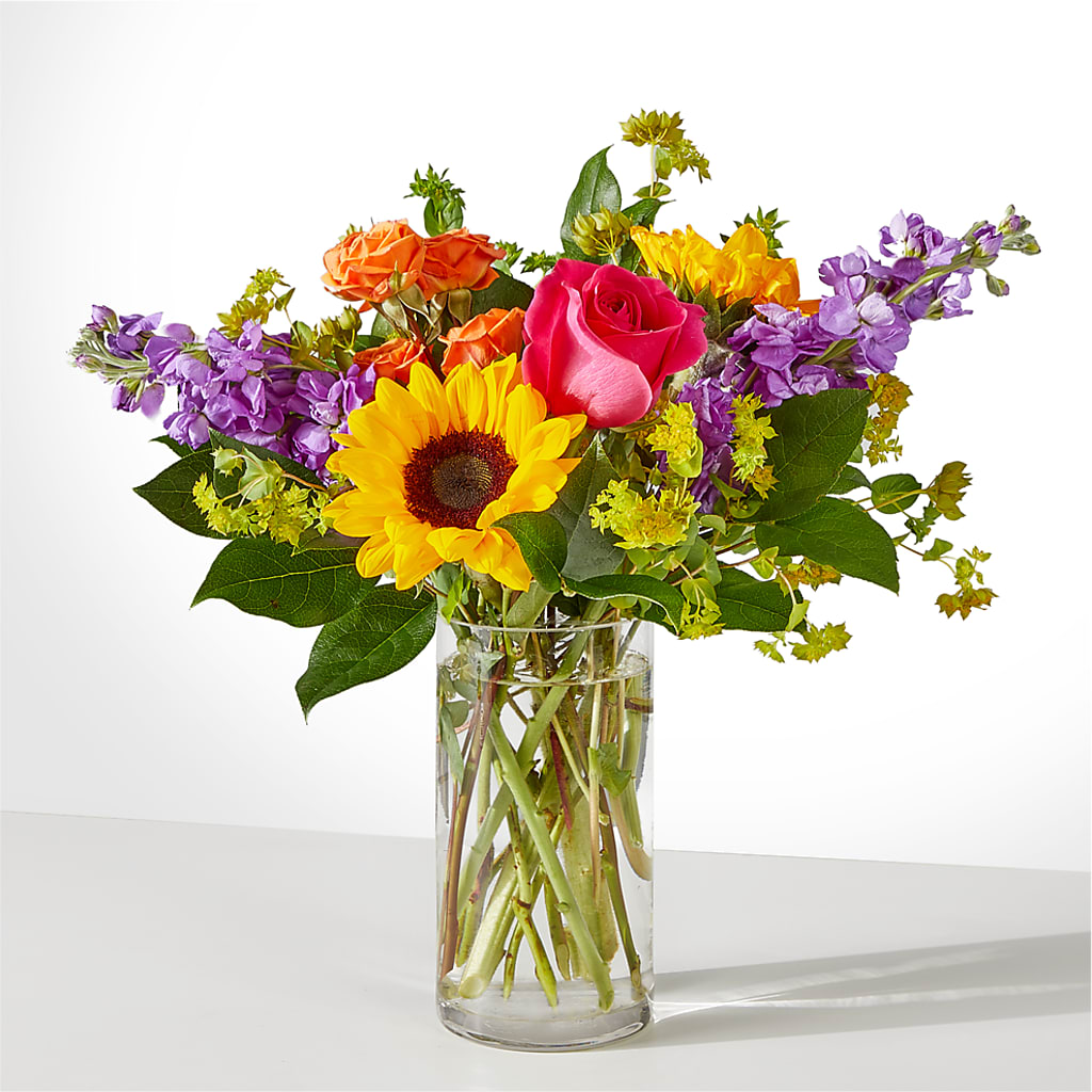 Vibrant Greetings Bouquet – THE LADYBUG FLORAL & GIFTS, Berlin WI
