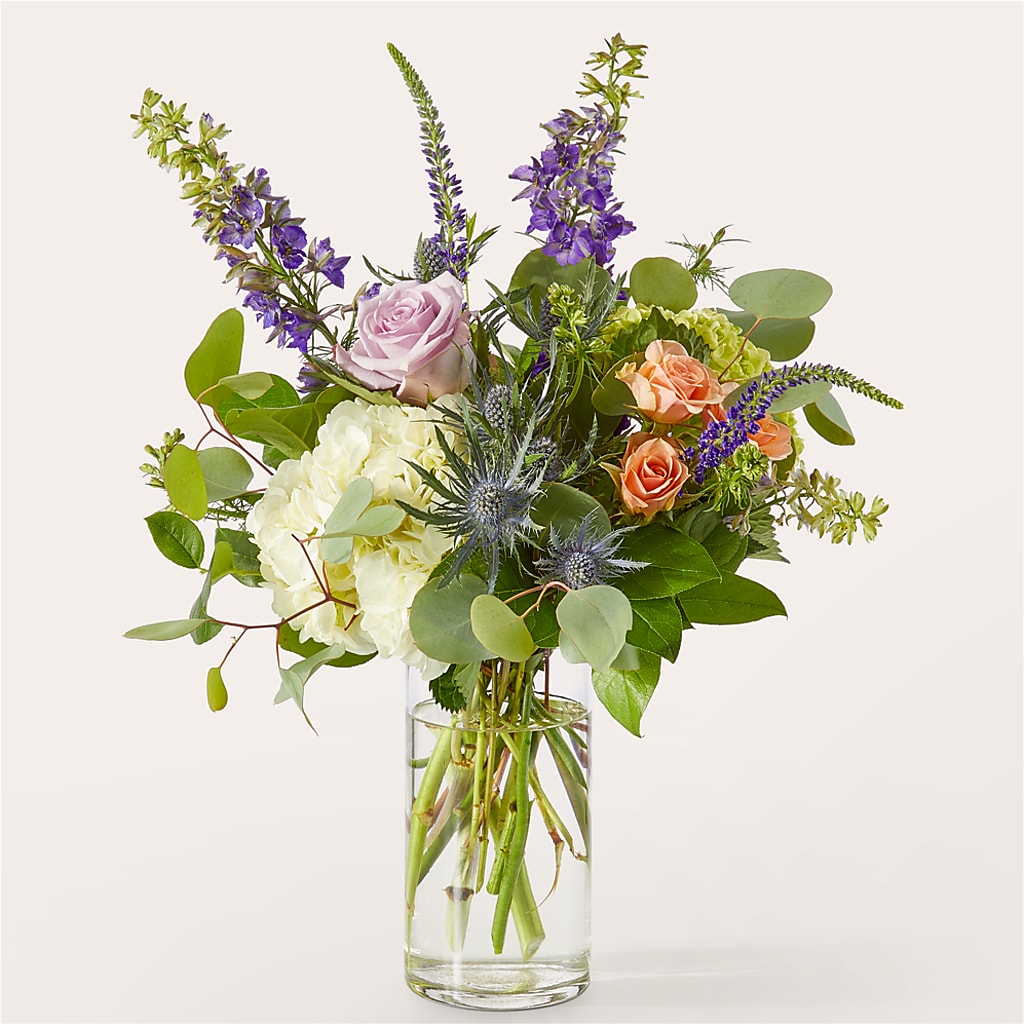 Appealing Aura Bouquet – THE LADYBUG FLORAL & GIFTS, Berlin WI