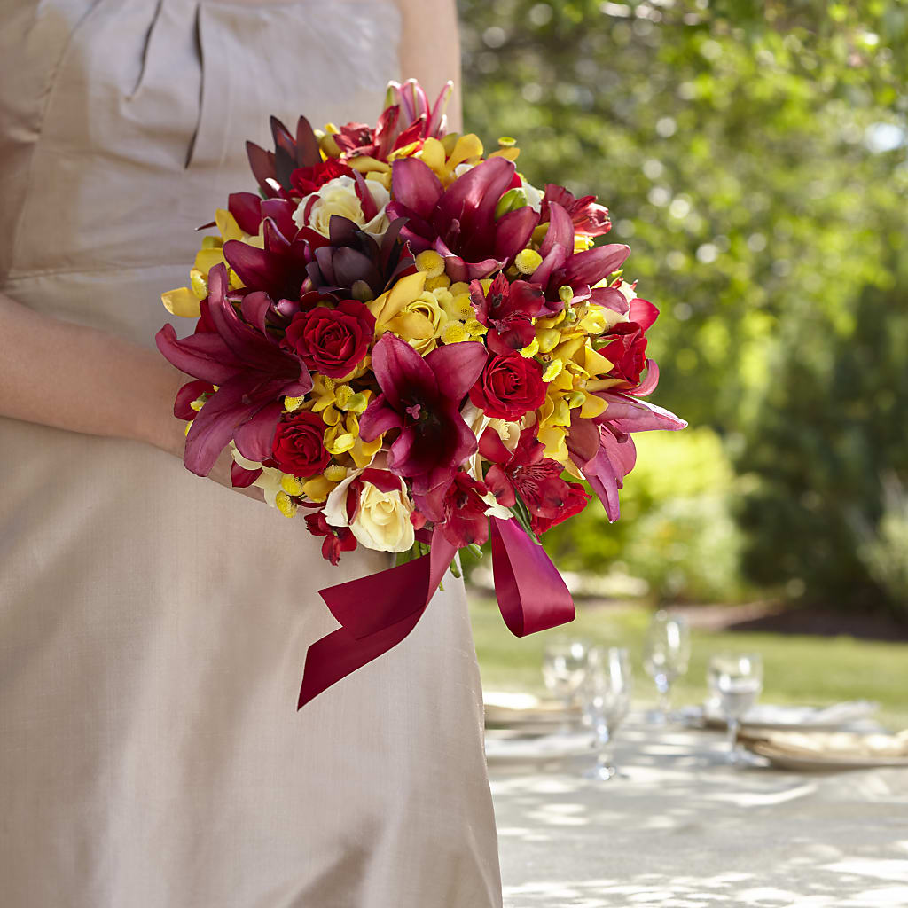 Sunningdale Bouquet – THE LADYBUG FLORAL & GIFTS, Berlin WI