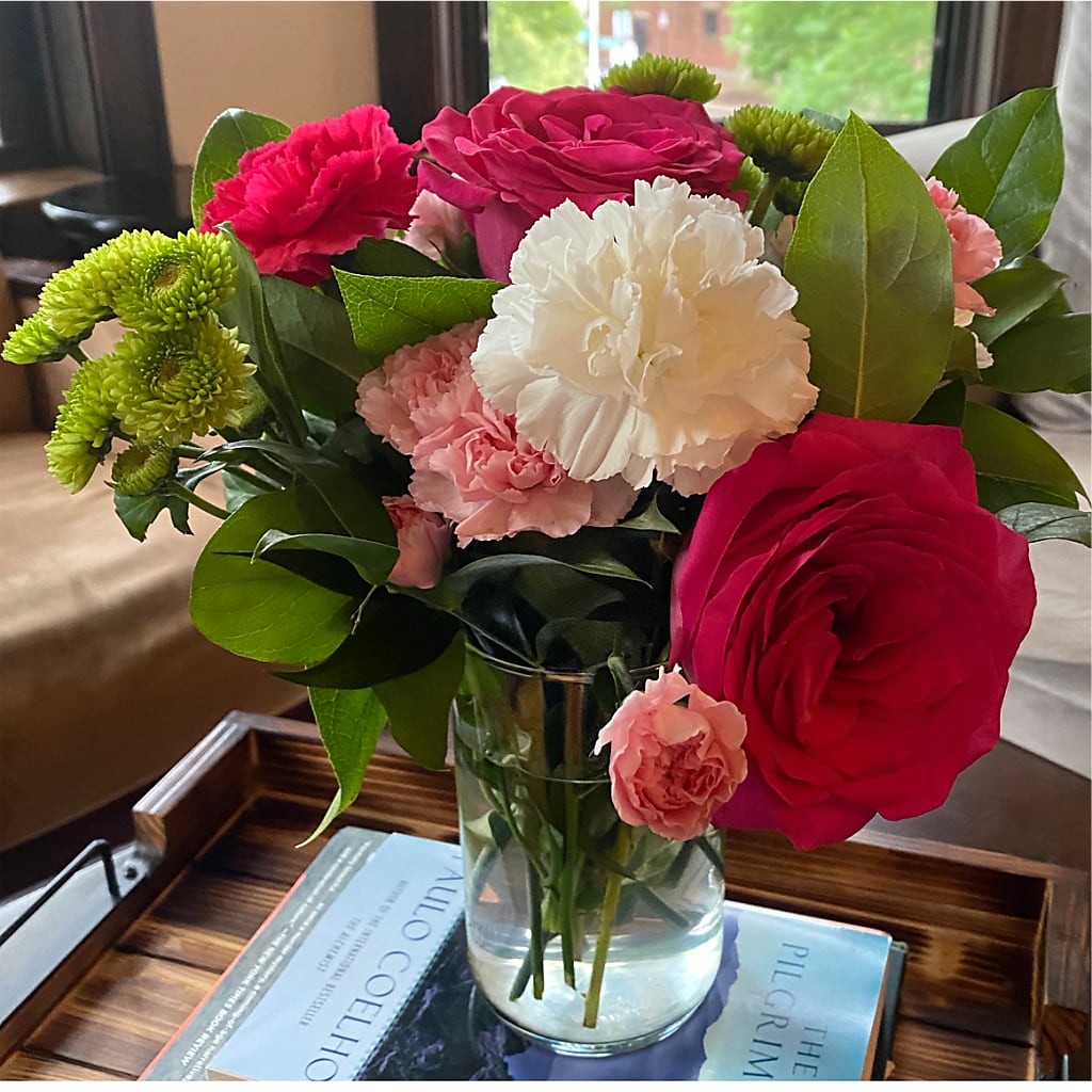 Sweet & Pretty Bouquet – THE LADYBUG FLORAL & GIFTS, Berlin WI