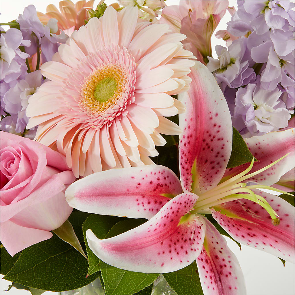 The Teahouse Bouquet – THE LADYBUG FLORAL & GIFTS, Berlin WI