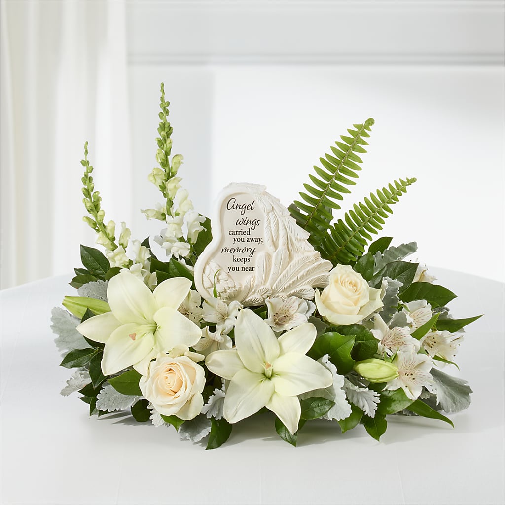 Holding You Close Arrangement – THE LADYBUG FLORAL & GIFTS, Berlin WI