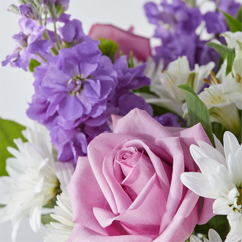 Garden of Peace Bouquet – THE LADYBUG FLORAL & GIFTS, Berlin WI