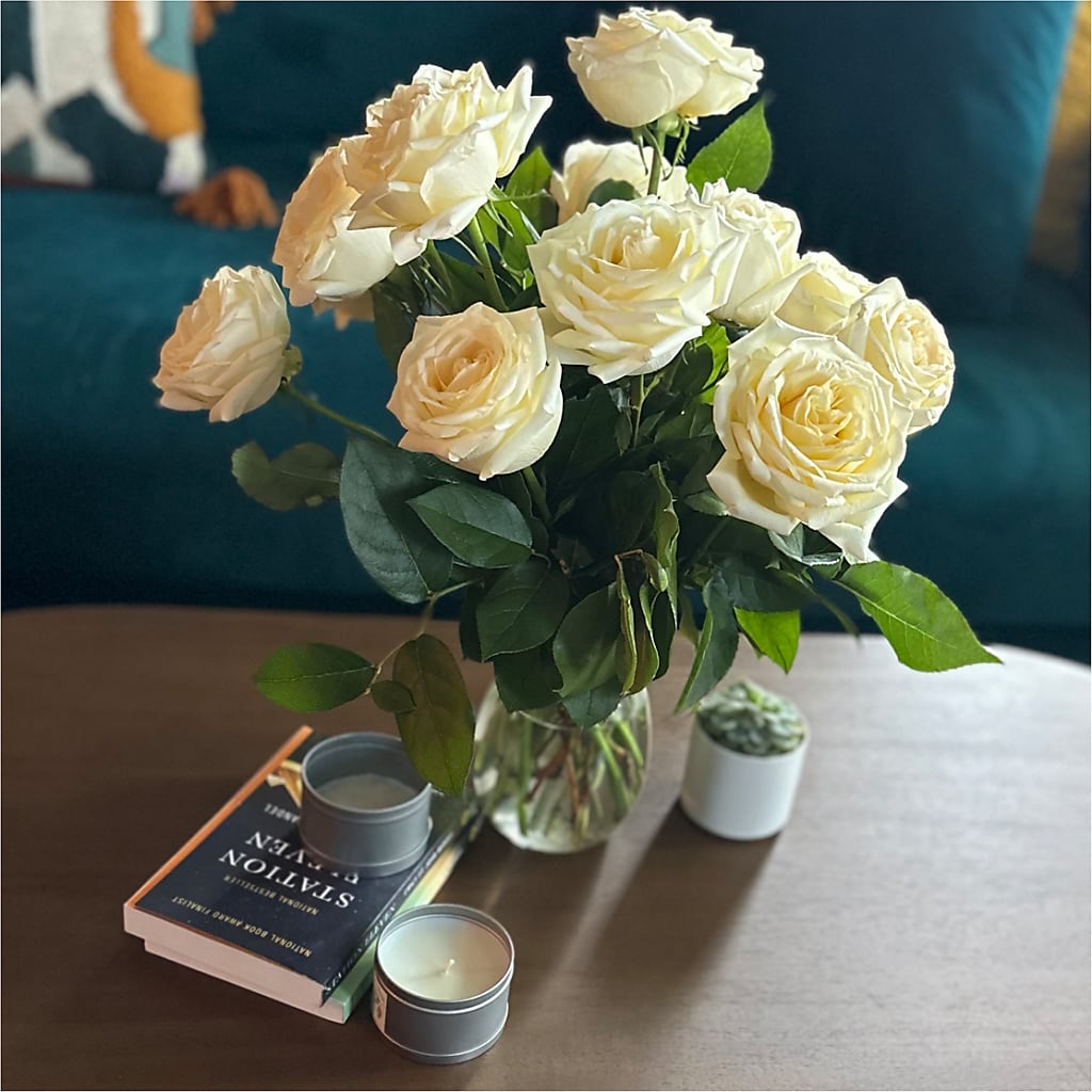 Long Stem Yellow Rose Bouquet – THE LADYBUG FLORAL & GIFTS, Berlin WI