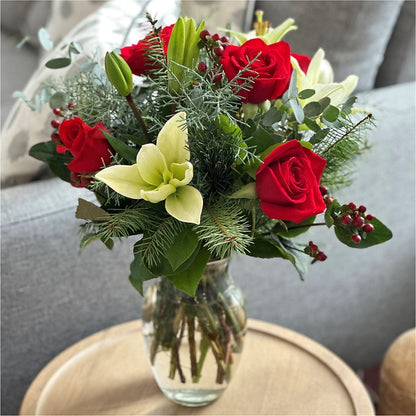 Glittering Lights Bouquet – THE LADYBUG FLORAL & GIFTS, Berlin WI