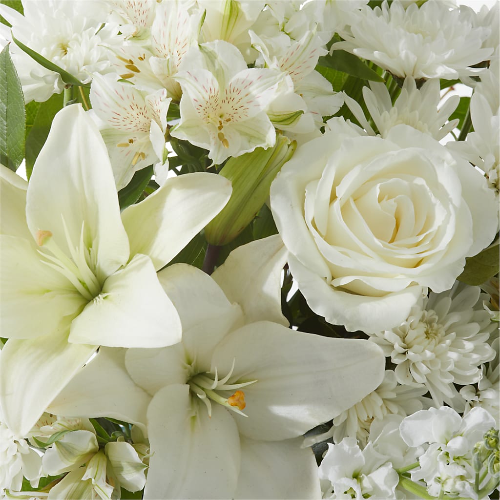 Peaceful Reflections Arrangement – THE LADYBUG FLORAL & GIFTS, Berlin WI