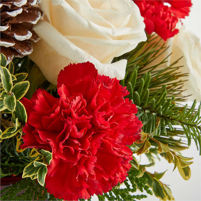 Christmas Market Bouquet – THE LADYBUG FLORAL & GIFTS, Berlin WI