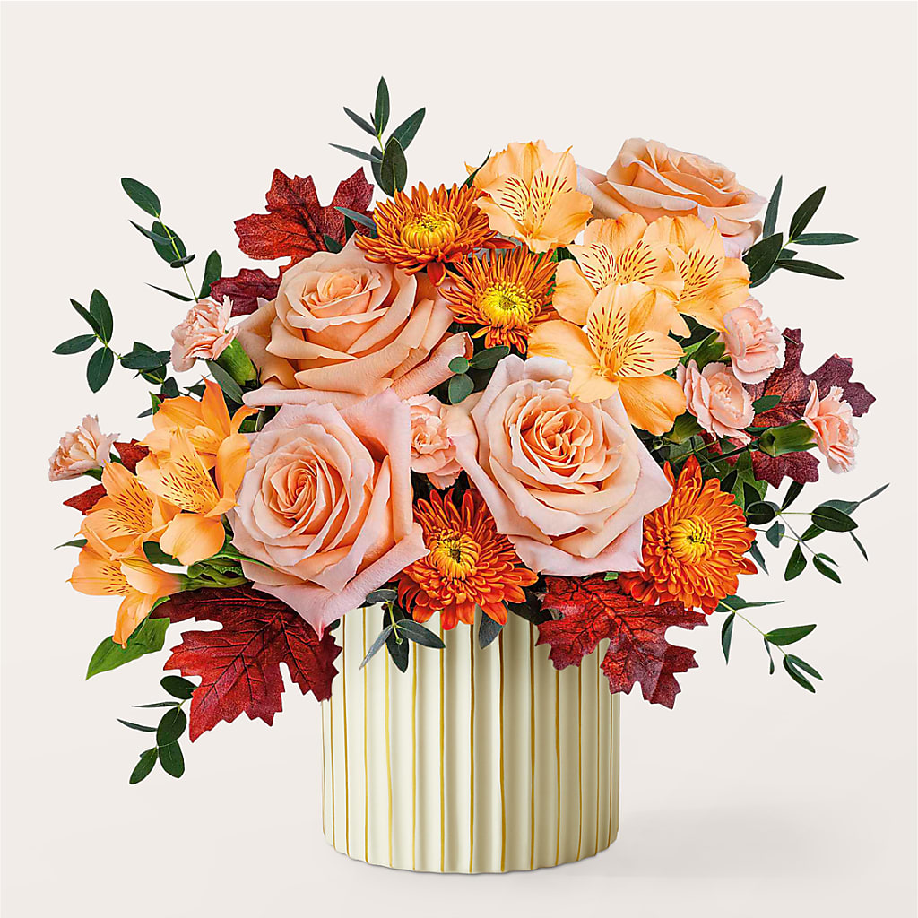Spiced Latte Bouquet with Ivory Vase – THE LADYBUG FLORAL & GIFTS, Berlin WI