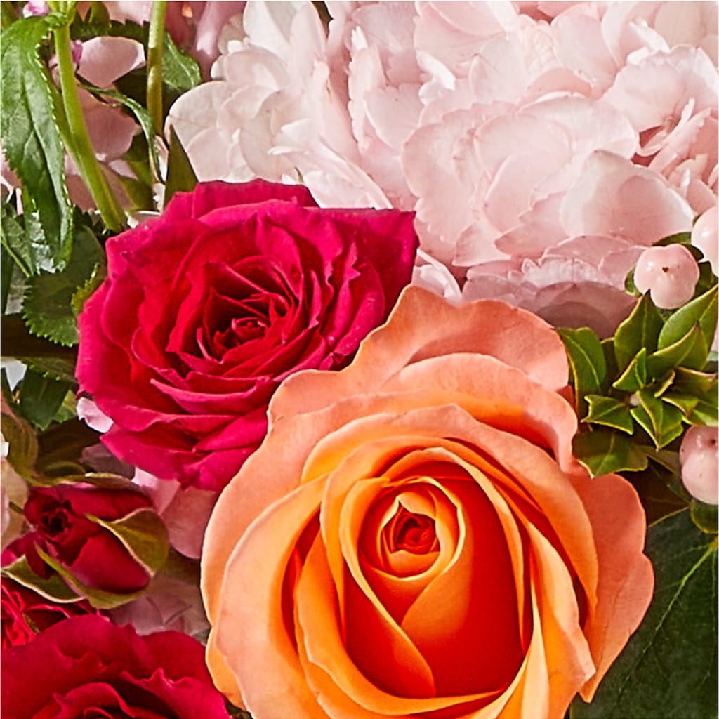 Glitz & Glam Bouquet – THE LADYBUG FLORAL & GIFTS, Berlin WI