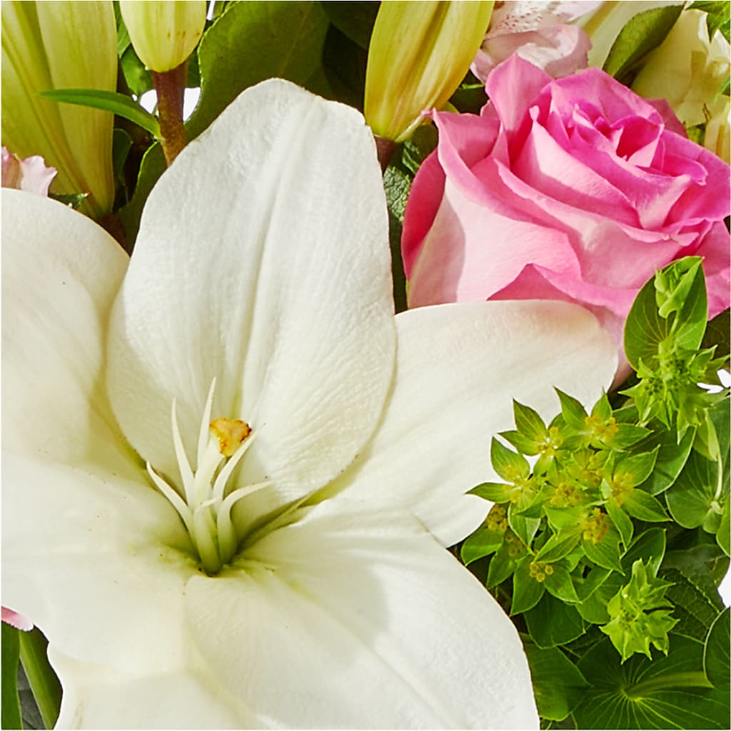 Fondly Bouquet – THE LADYBUG FLORAL & GIFTS, Berlin WI