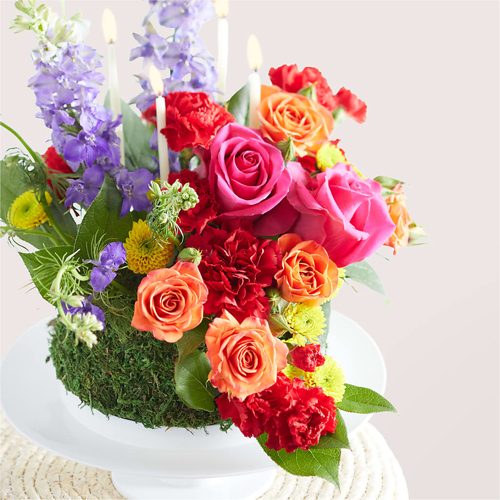 Best Year Yet Floral Cake – THE LADYBUG FLORAL & GIFTS, Berlin WI