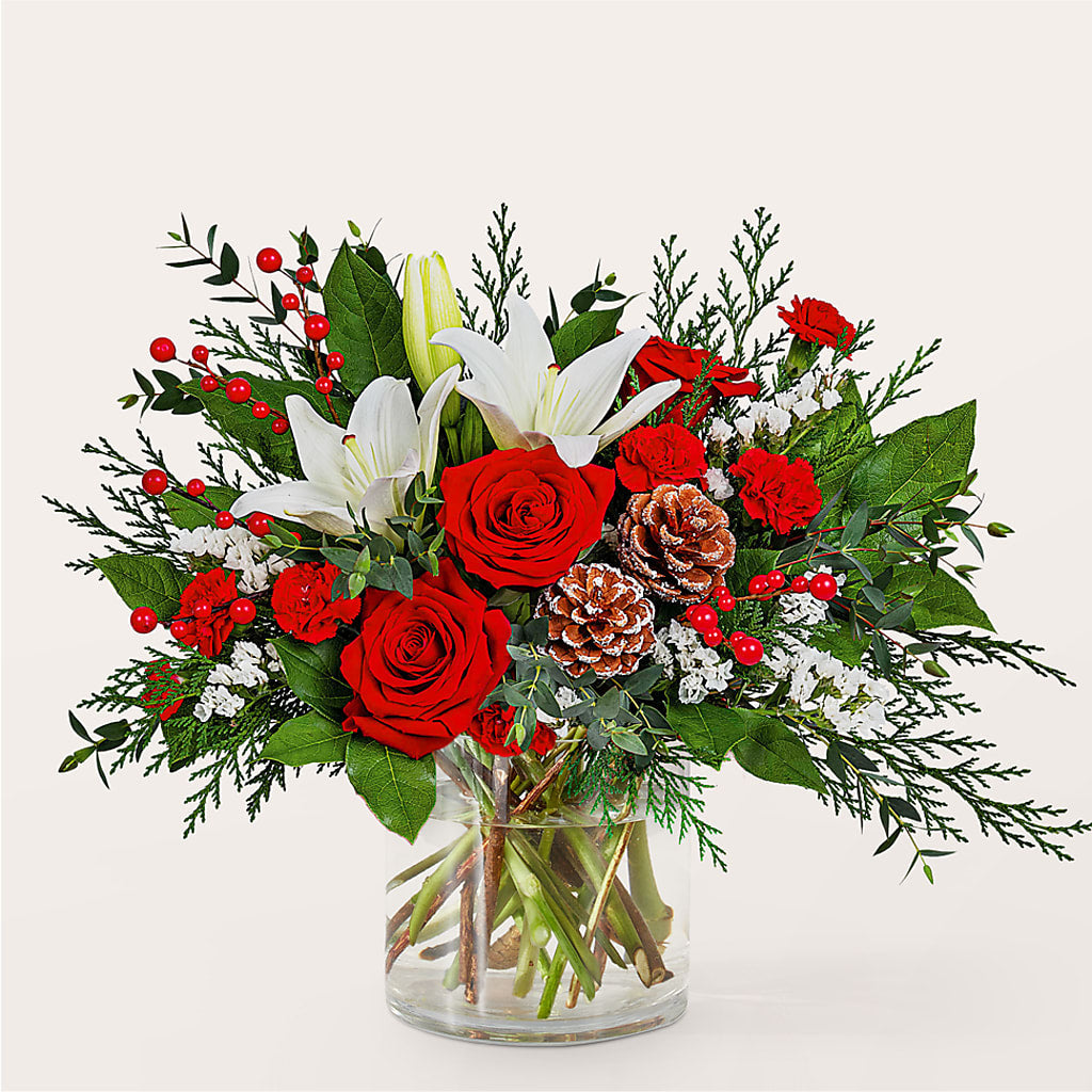 Best in Snow Bouquet – THE LADYBUG FLORAL & GIFTS, Berlin WI