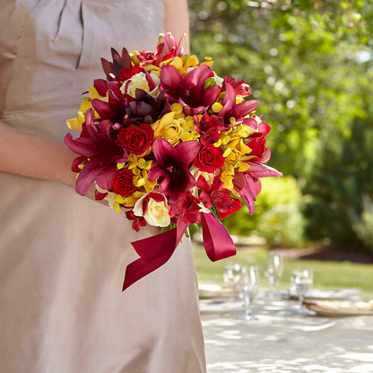 Sunningdale Bouquet – THE LADYBUG FLORAL & GIFTS, Berlin WI
