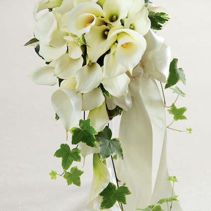 White Chapel Bouquet – THE LADYBUG FLORAL & GIFTS, Berlin WI