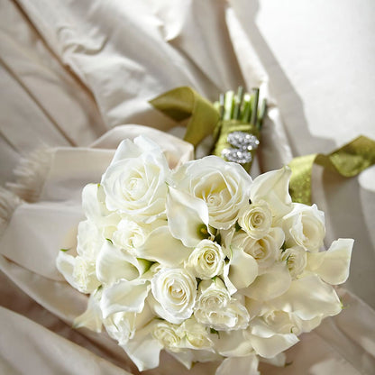 Serene Highness Bouquet – THE LADYBUG FLORAL & GIFTS, Berlin WI